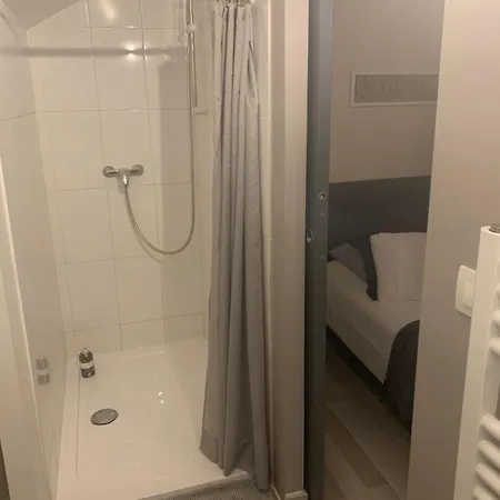 Le Clos De 3*